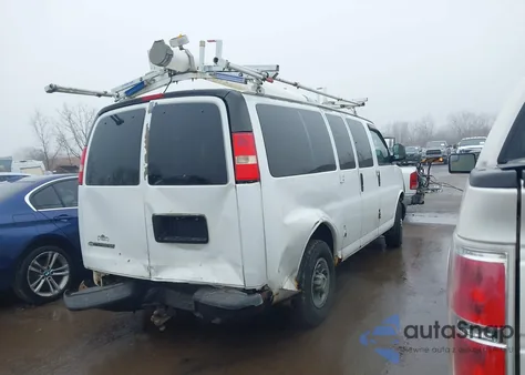 2008 Chevrolet Express Work Van from USA, damaged, VIN 1GCGG25K181168641
